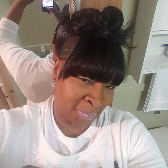 Meet your Posher, Yvette - Picture 1 of 1